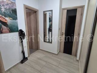 Flat in a building, Sale, Split, Split