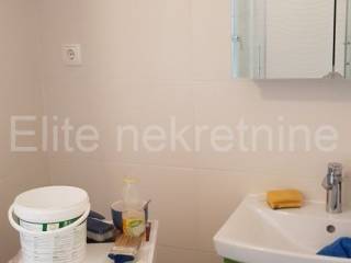 Flat in a building, Rent, Rijeka, Istok