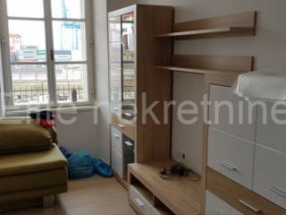 Flat in a building, Rent, Rijeka, Istok