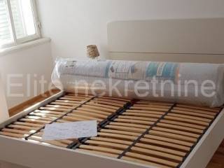 Flat in a building, Rent, Rijeka, Istok
