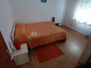 Flat in a house, Sale, Šibenik - Okolica, Brodarica