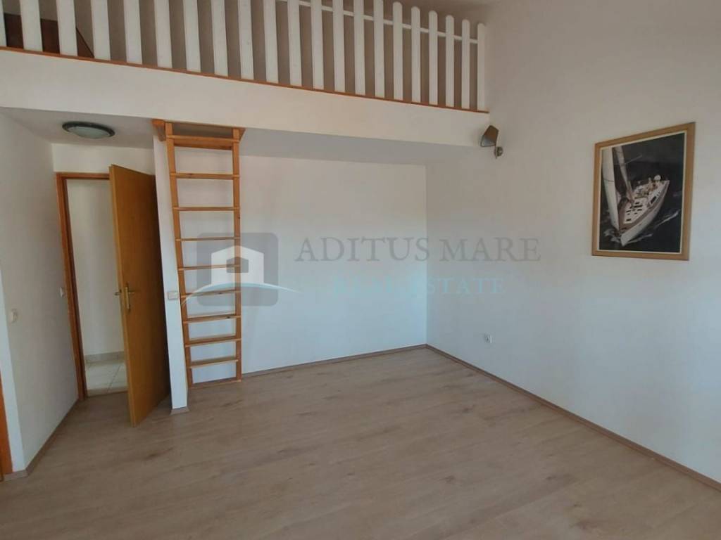 Flat in a house, Sale, Vodice, Vodice