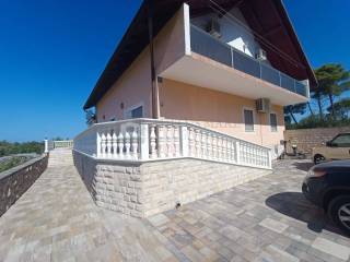 Flat in a house, Sale, Šibenik - Okolica, Brodarica