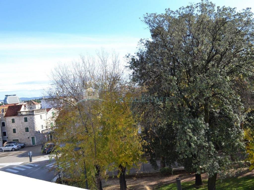 Residential-commercial property, Sale, Vodice, Vodice