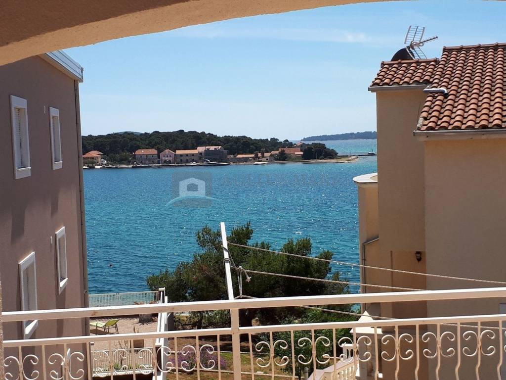 Family house, Sale, Šibenik - Okolica, Brodarica
