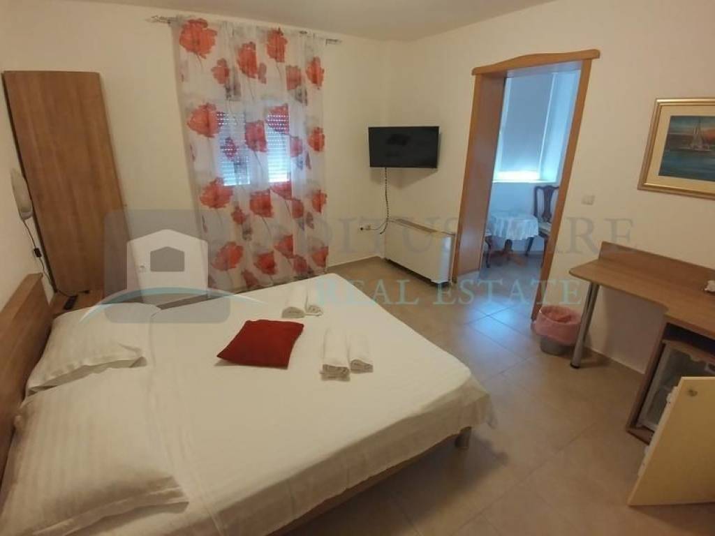 Pansion, Sale, Vodice, Srima