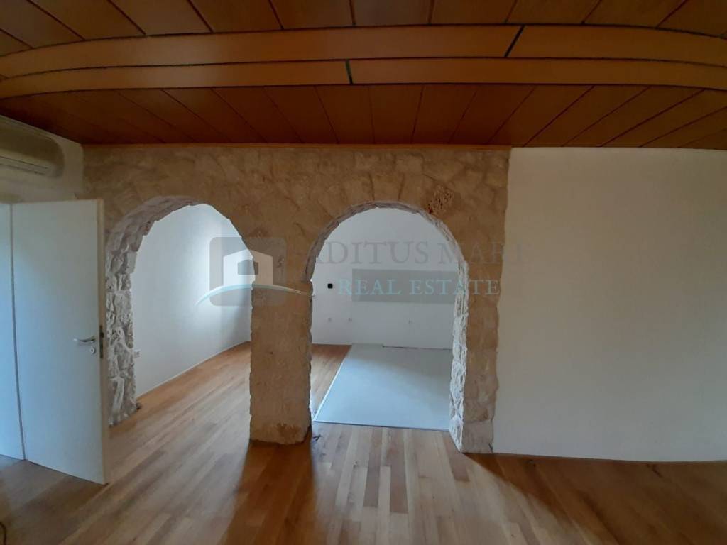 Flat in a building, Sale, Vodice, Srima