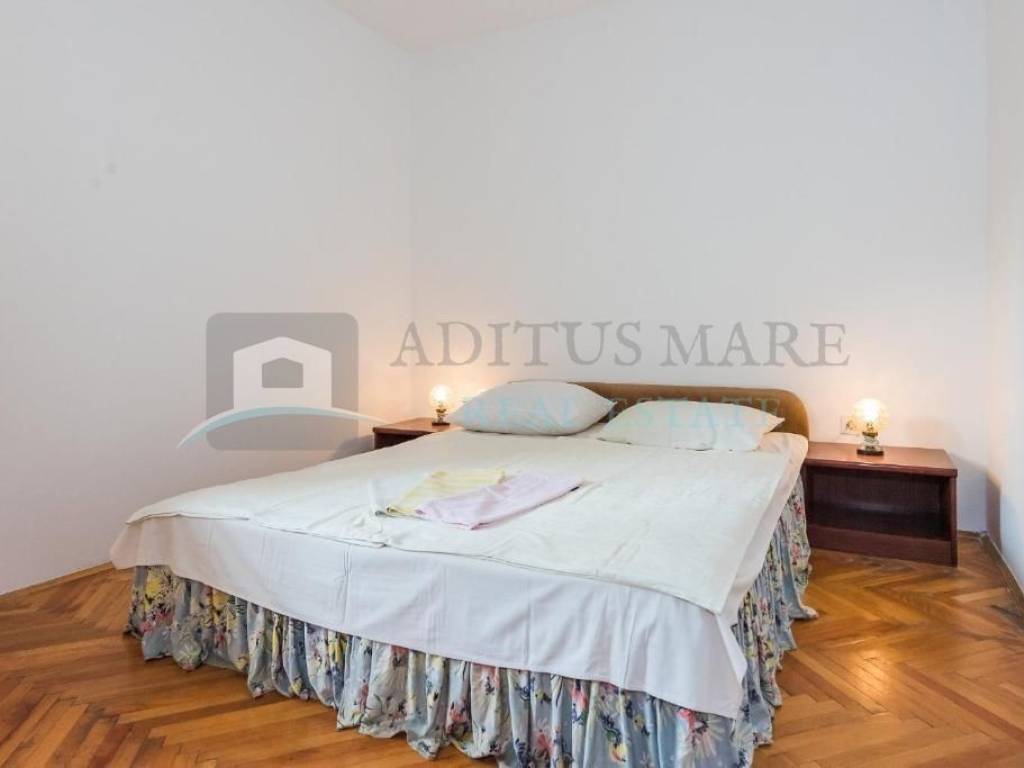 House with apartments, Sale, Vodice, Vodice