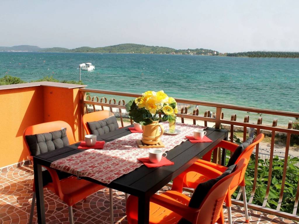 House with apartments, Sale, Vodice, Vodice