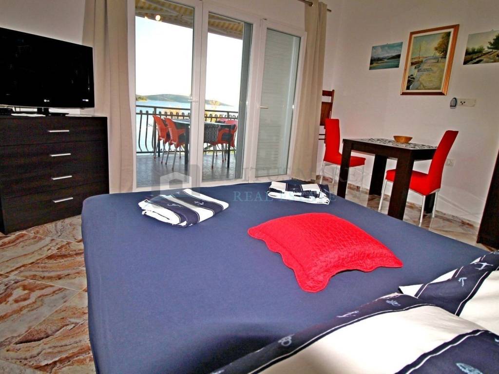 House with apartments, Sale, Vodice, Vodice