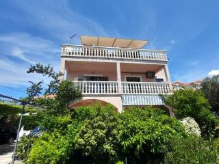 House with apartments, Sale, Vodice, Vodice