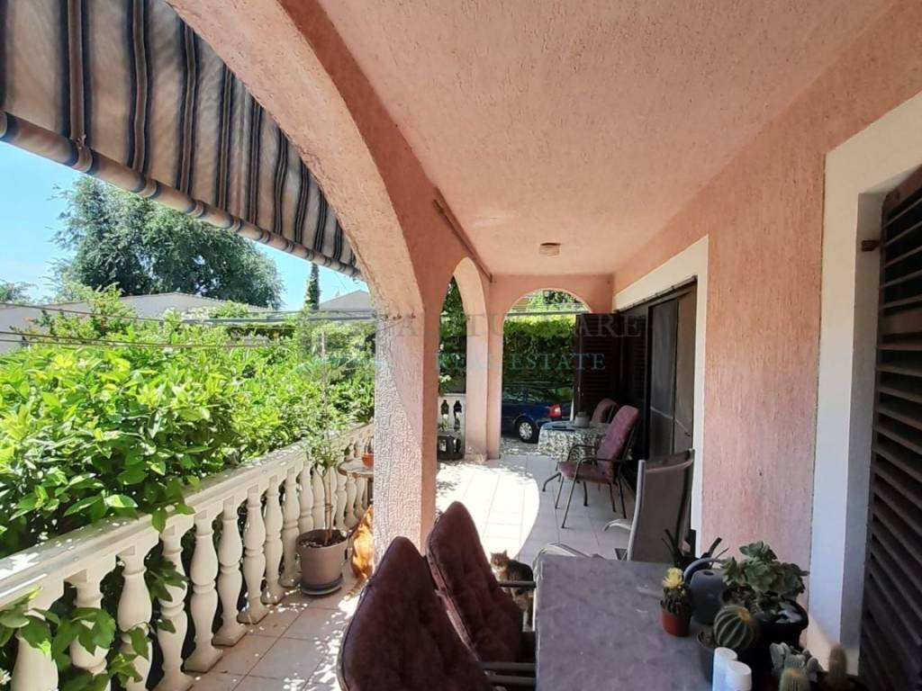 House with apartments, Sale, Vodice, Vodice