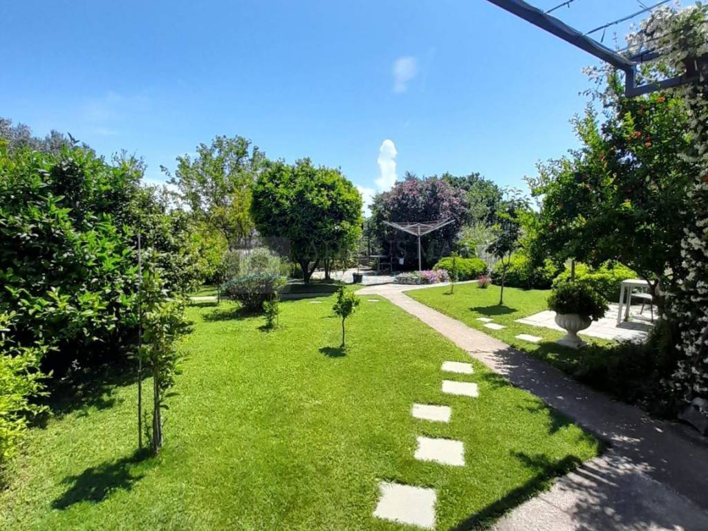 House with apartments, Sale, Vodice, Vodice