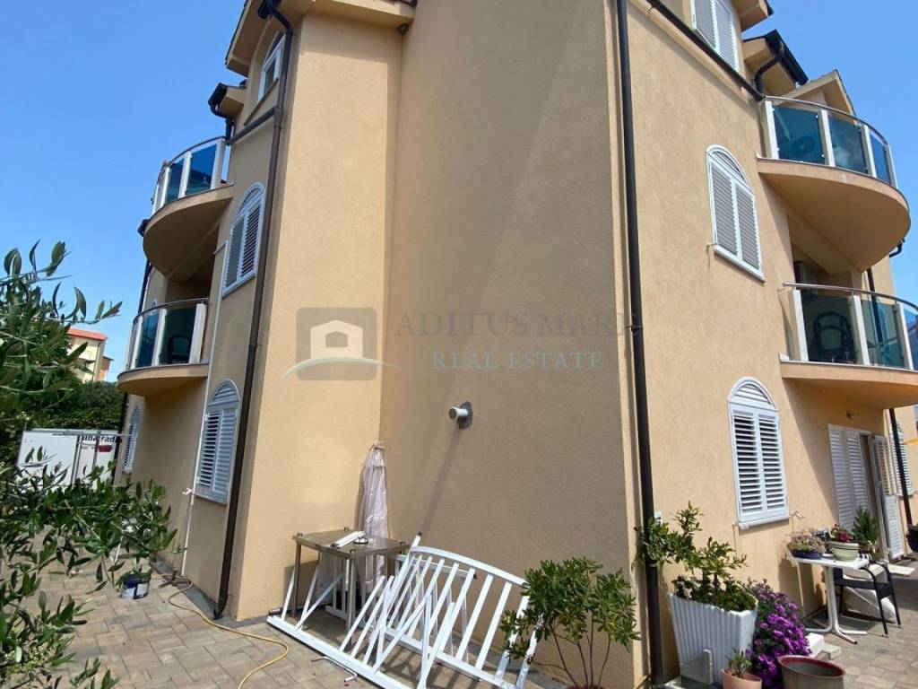 House with apartments, Sale, Vodice, Vodice