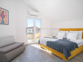 House with apartments, Sale, Vodice, Srima