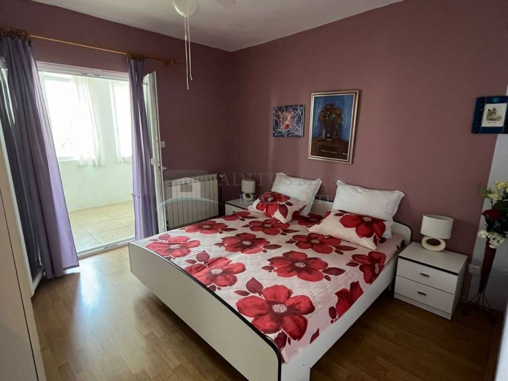 House with apartments, Sale, Vodice, Vodice