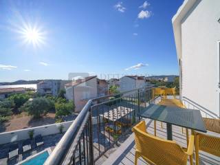 Apartmanska kuca, Prodaja, Vodice, Srima