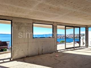 Apartment by the sea, Sale, Okrug, Okrug Gornji
