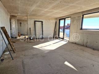 Apartment by the sea, Sale, Okrug, Okrug Gornji