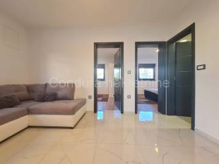 House by the sea, Sale, Vir, Vir
