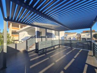 House by the sea, Sale, Vir, Vir