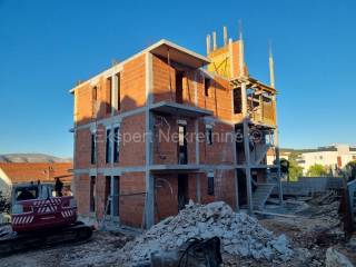 Flat in a new building, Sale, Okrug, Okrug Gornji