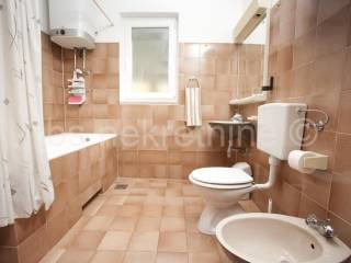 Detached house, Sale, Okrug, Okrug Gornji