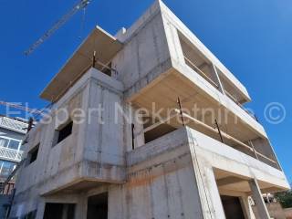 Flat in a new building, Sale, Okrug, Okrug Gornji