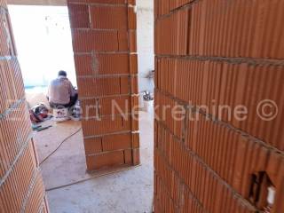 Flat in a new building, Sale, Okrug, Okrug Gornji