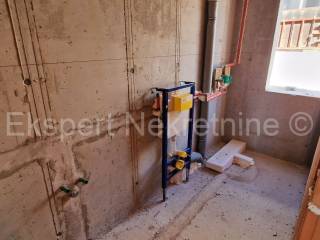 Flat in a new building, Sale, Okrug, Okrug Gornji