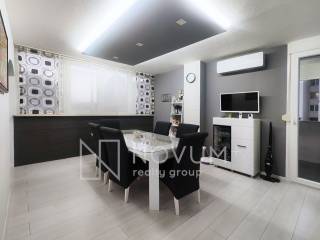 Flat in a building, Sale, Split, Split