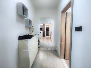 Flat in a building, Sale, Split, Split