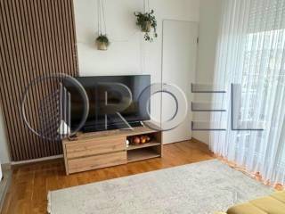 Room, Sale, Zagreb, Gornja Dubrava