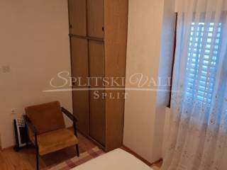 Flat in a house, Sale, Okrug, Okrug Gornji