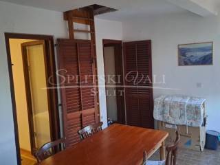 Flat in a house, Sale, Okrug, Okrug Gornji
