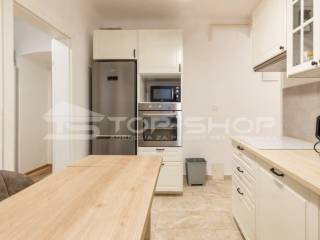 Flat in a building, Rent, Zagreb, Donji Grad