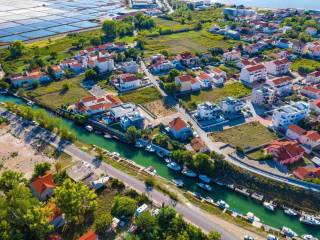 Plot for construction of mixed-use property, Sale, Nin, Nin