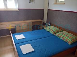 House with apartments, Sale, Vir, Vir