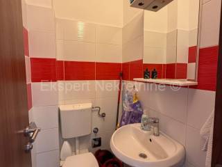 Flat in a house, Sale, Split, Split
