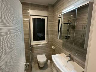 Flat in a new building, Rent, Split, Split