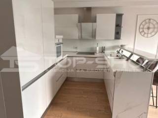 Flat in a building, Rent, Zagreb, Maksimir