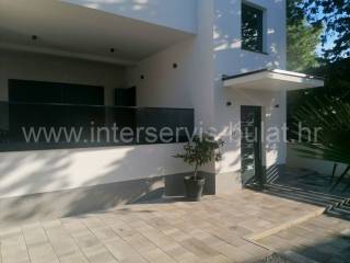 House with apartments, Sale, Vodice, Srima
