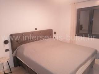 House with apartments, Sale, Vodice, Srima