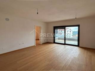 Flat in a building, Sale, Pula, Pula