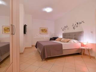 Flat in a building, Sale, Okrug, Okrug Gornji