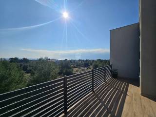 Apartman na moru, Prodaja, Vir, Vir