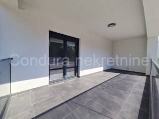 Apartman na moru, Prodaja, Vir, Vir