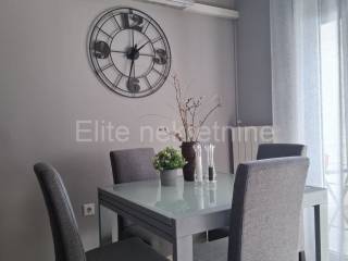 Flat in a building, Rent, Rijeka, Zapad