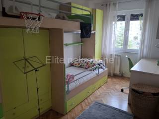 Flat in a building, Rent, Rijeka, Zapad