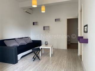 Flat in a house, Rent, Kaštela, Kaštel Kambelovac